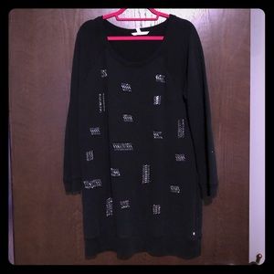 Super cute long sweater to wear with leggings